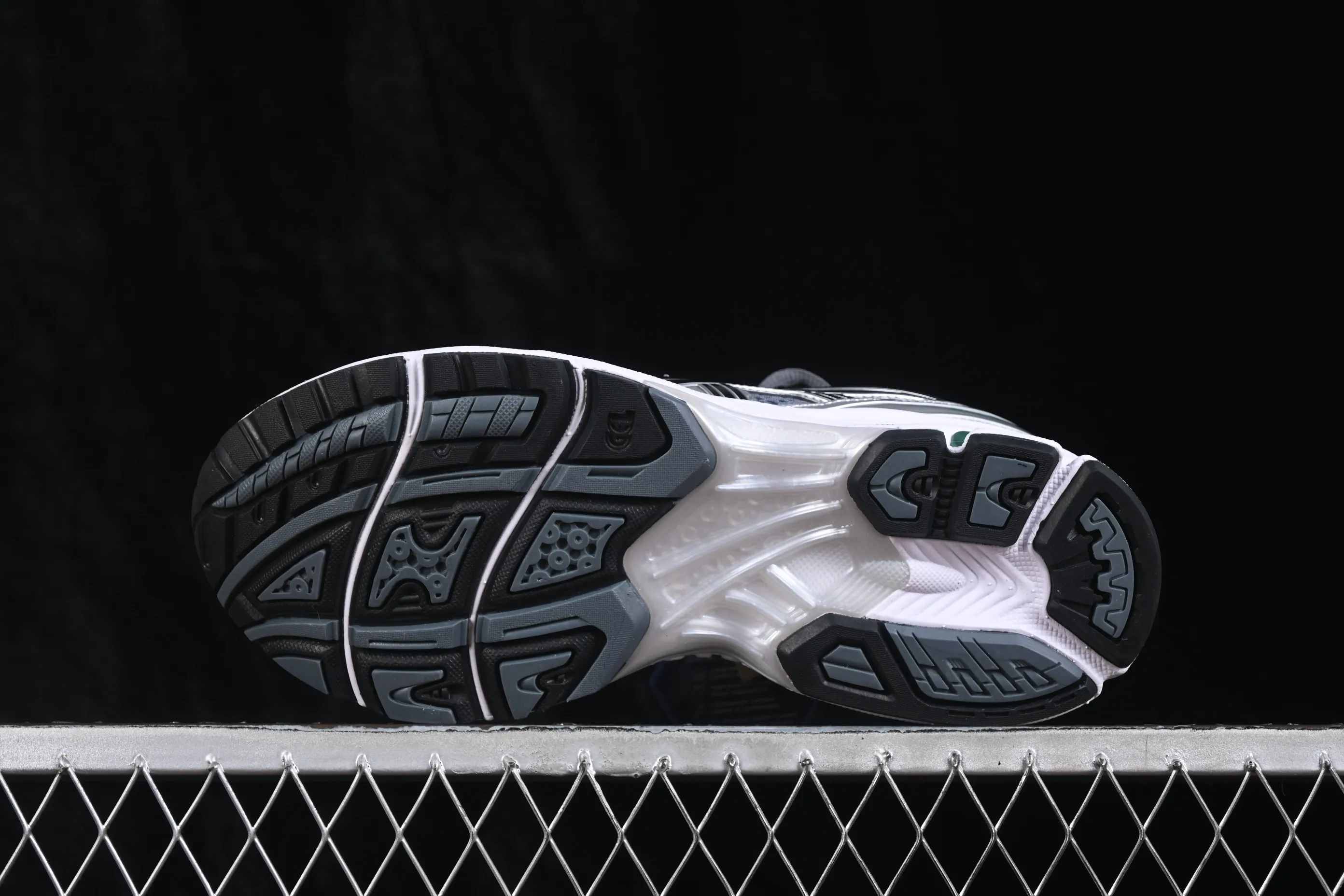 All categories Asics Asics series Asics Gel-Kayano 14 C version pure original Asics Gel-Kayano 14 ASICS sports and leisure breathable professional running shoes 1203A537-020